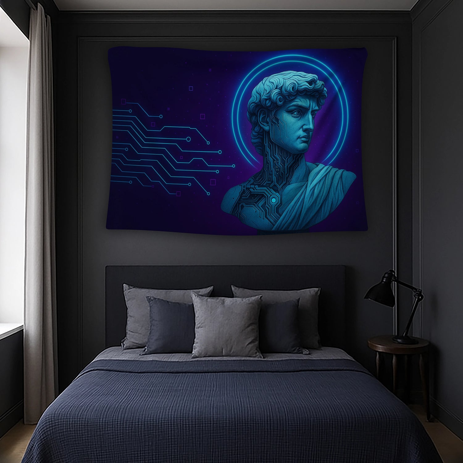 Antik mermer heykeli andıran portre figürü, koyu lacivert fon ve elektronik devre motifleriyle hazırlanan duvar örtüsü, solda uzanan dijital bağlantı çizgileri ve neon ışık halkası sayesinde cyberpunk, modern ve grafik sanat stilini yansıtan özgün bir dekoratif üründür.