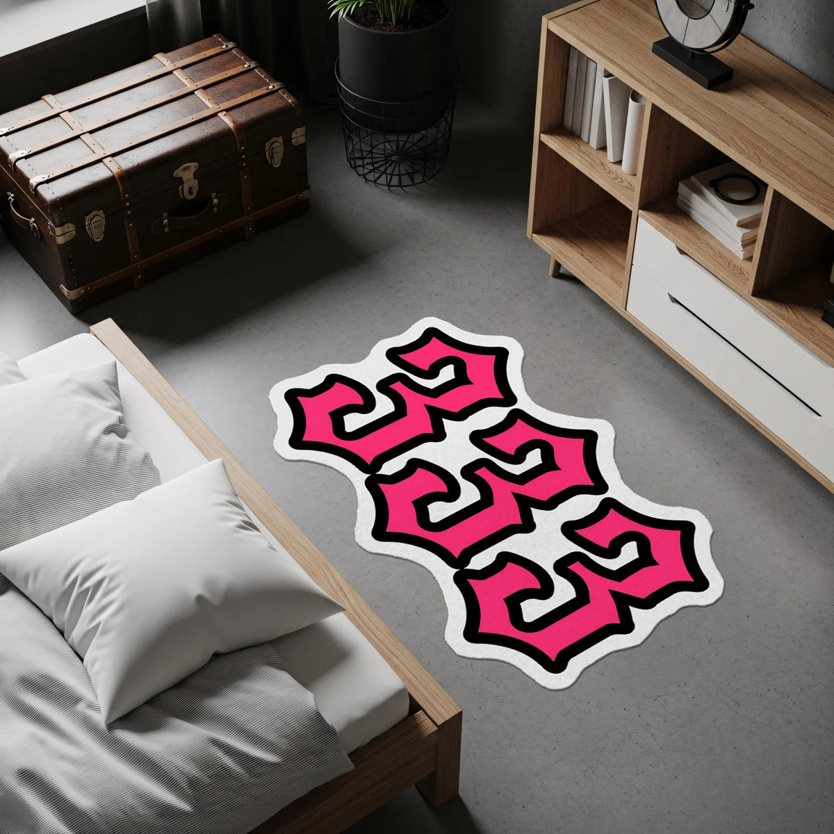 Üçlü rakam kompozisyonu şeklinde tasarlanmış, pembe dolgulu “333” yazısı, beyaz ara çizgi ve siyah dış kontur ile belirginleştirilmiş, yumuşak hatlı, modern grafik ve street art stilinde özel formlu halı tasarımı.
