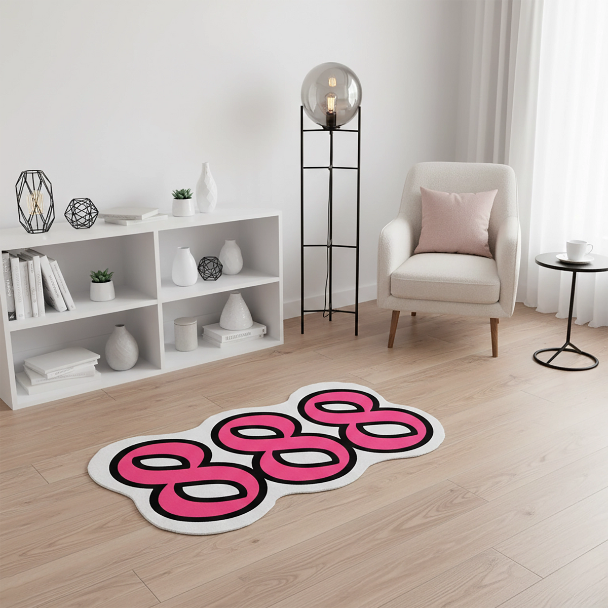 Graffiti etkili tipografik halı tasarımı; canlı pembe tonlarda büyük “888” rakamları, belirgin beyaz iç hat ve kalın siyah dış konturla çevrelenmiş, pop art estetiğinde, dikkat çekici figür kesim baskı yüzeyi.
