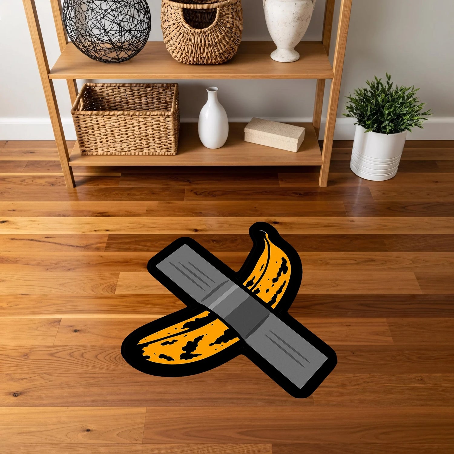 Siyah konturlu soyut muz figürü ve gri bant detayıyla tasarlanmış bu halı, pop art stil, modern grafik illüstrasyon, minimal renk paleti ve eğlenceli sembolik tema ile genç odası ve çağdaş dekorasyon için dikkat çekici bir tasarım sunar.
