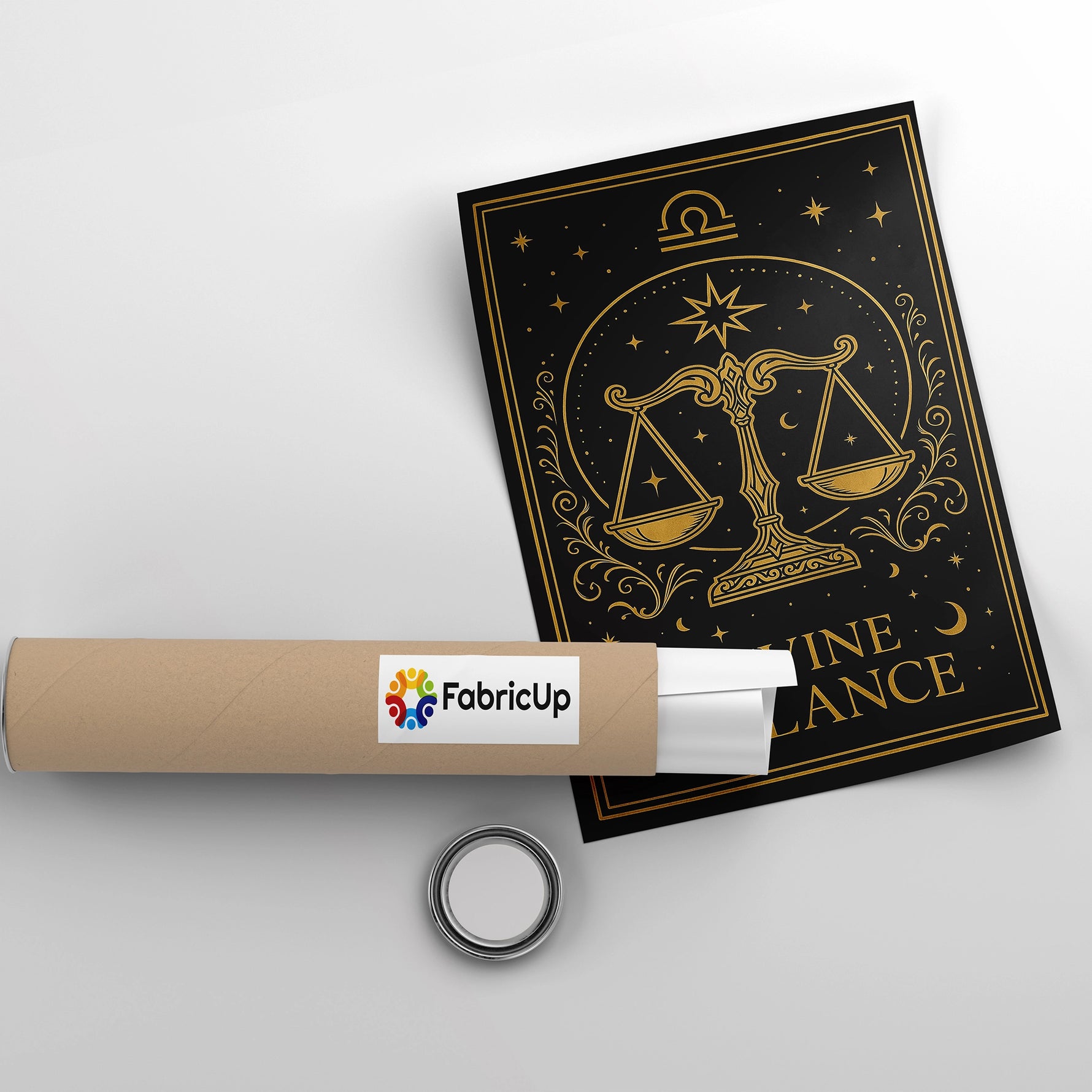 Poster tarzı kanvas baskı formunda üretilen Libra temalı duvar dekoru, altın terazi ikonografisi, ay ve yıldız sembolleriyle astrolojik ve vintage estetiği bir araya getirir. Hafif yapısı ve net baskı kalitesiyle kolay asılan dekoratif FabricUp sanat ürünüdür.