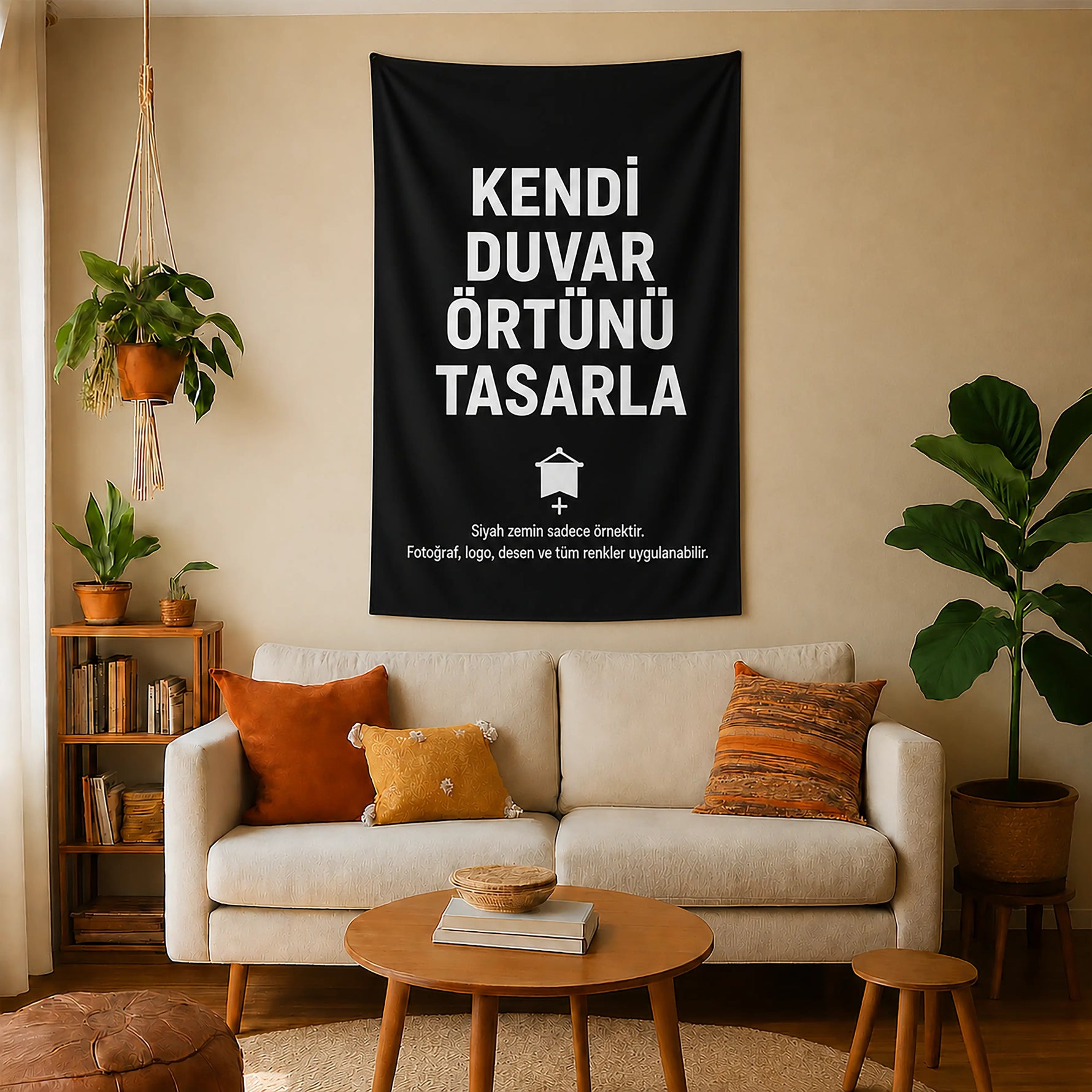 Müşterinin kendi fotoğrafını, yazısını veya özel tasarımını yükleyerek tamamen kişiselleştirilmiş duvar örtüsü oluşturabileceğini anlatan tanıtım görseli; farklı ölçü seçenekleri, kullanıcıya özel baskı süreci ve dekorasyona özgün karakter kazandıran kişiye özel duvar örtüsü konseptini temsil eder.