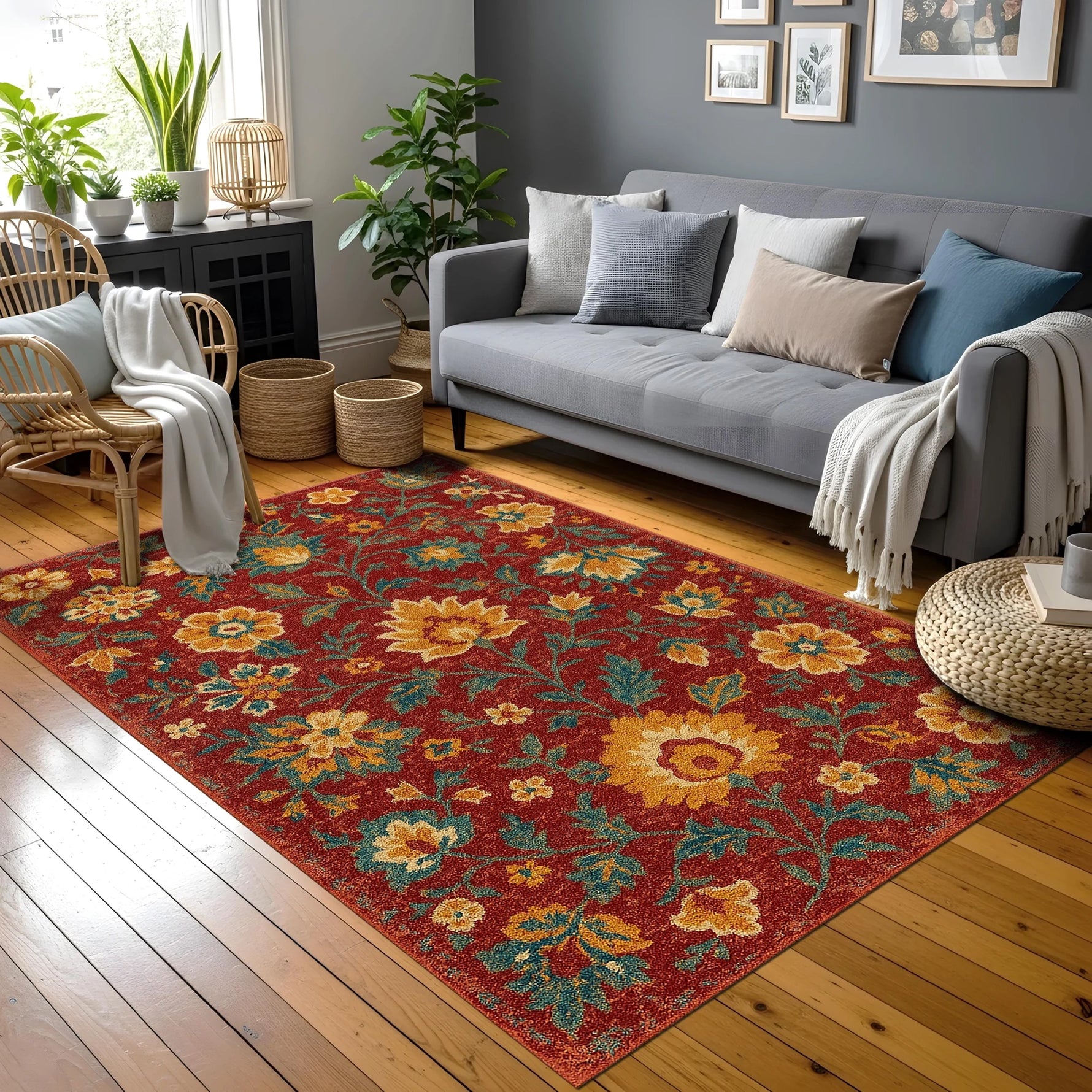 Kırmızı zeminli, sarı ve turuncu tonlarda iri çiçek motifleri ile yeşil yaprak detayları içeren floral desenli dijital baskı halı, klasik bahçe teması, vintage stil, botanik figürler ve yüksek kontrastlı renk paletiyle dekoratif, sanatsal ve dikkat çekici bir tasarım sunar.
