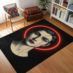 Kırmızı Neon Halkalı ve Altın Çatlaklı Portre Desenli Sanatsal Halı