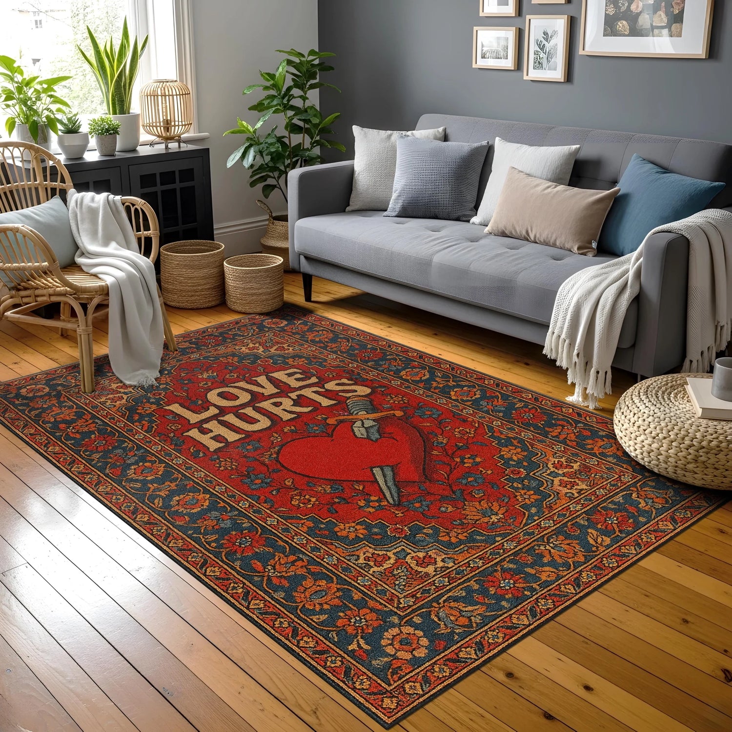 Kırmızı zemin üzerine oryantal çiçek ve geometrik bordürlerle çevrili, merkezde hançerle delinmiş kalp illüstrasyonu ve üst kısmında büyük “Cold Heart” yazısı bulunan, klasik halı deseniyle modern tipografiyi birleştiren, güçlü kontrastlı figürlü halı tasarımı.
