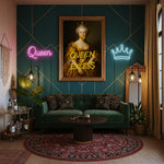Çerçevesiz kanvas tablo, klasik kraliçe portresi ve QUEEN OF EXCESS tipografisiyle tasarlanmış modern pop art duvar dekoru sunar. Yüksek çözünürlüklü FabricUp dijital baskı kalitesi sayesinde estetik, premium ve dikkat çekici modern dekorasyon için güçlü bir sanat eseri alternatifidir.