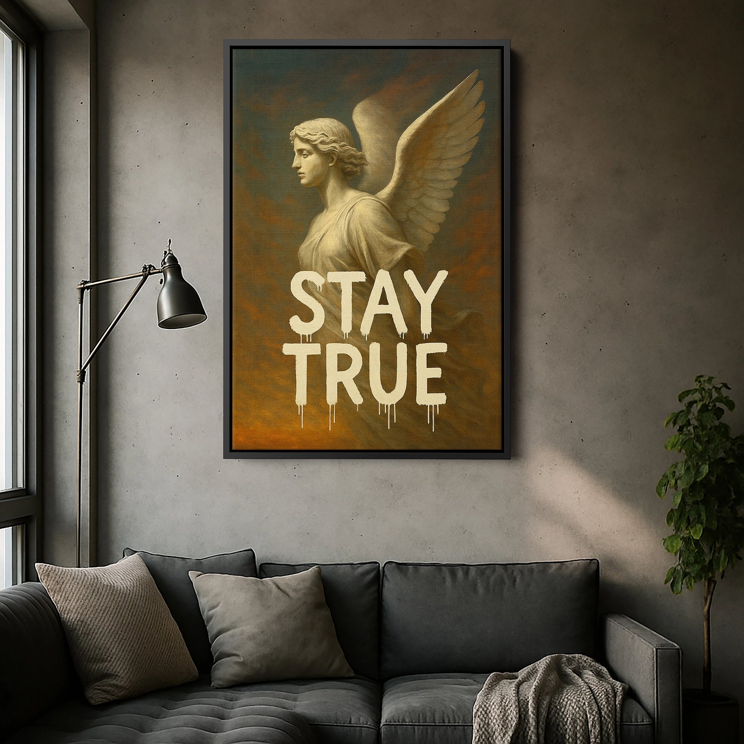 Siyah çerçeveli kanvas tablo, koyu arka plan ve antik kanatlı heykel portresiyle güçlü kontrast yaratan dekoratif duvar dekoru tasarımıdır. FabricUp dijital baskı teknolojisi sayesinde yüksek çözünürlüklü, net ve derin tonlarda modern kanvas tablo görünümü sağlar.