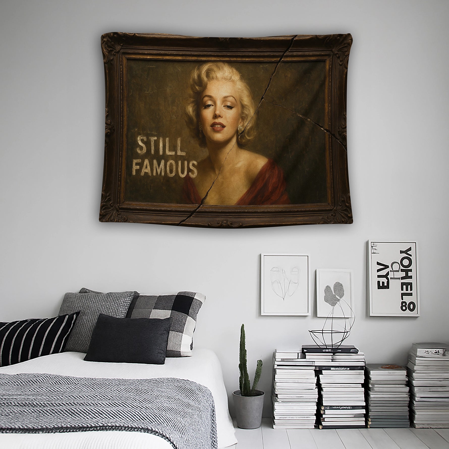 Retro Hollywood havası taşıyan kadın portresi ve dramatik gölge geçişleriyle hazırlanan FabricUp duvar örtüsü, duvarda tablo etkisi yaratan şık bir tekstil ürünü sunar. Yüksek kaliteli baskı sayesinde yüz hatları ve arka plan dokuları belirgin kalır.